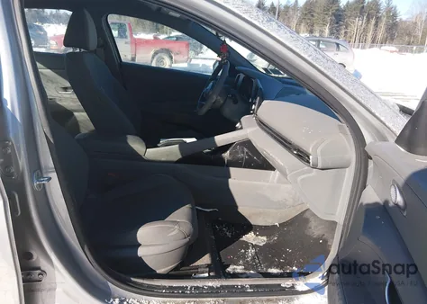 2022 Hyundai Elantra Sel z USA, uszkodzony, nr VIN 5NPLM4AG0NH071598